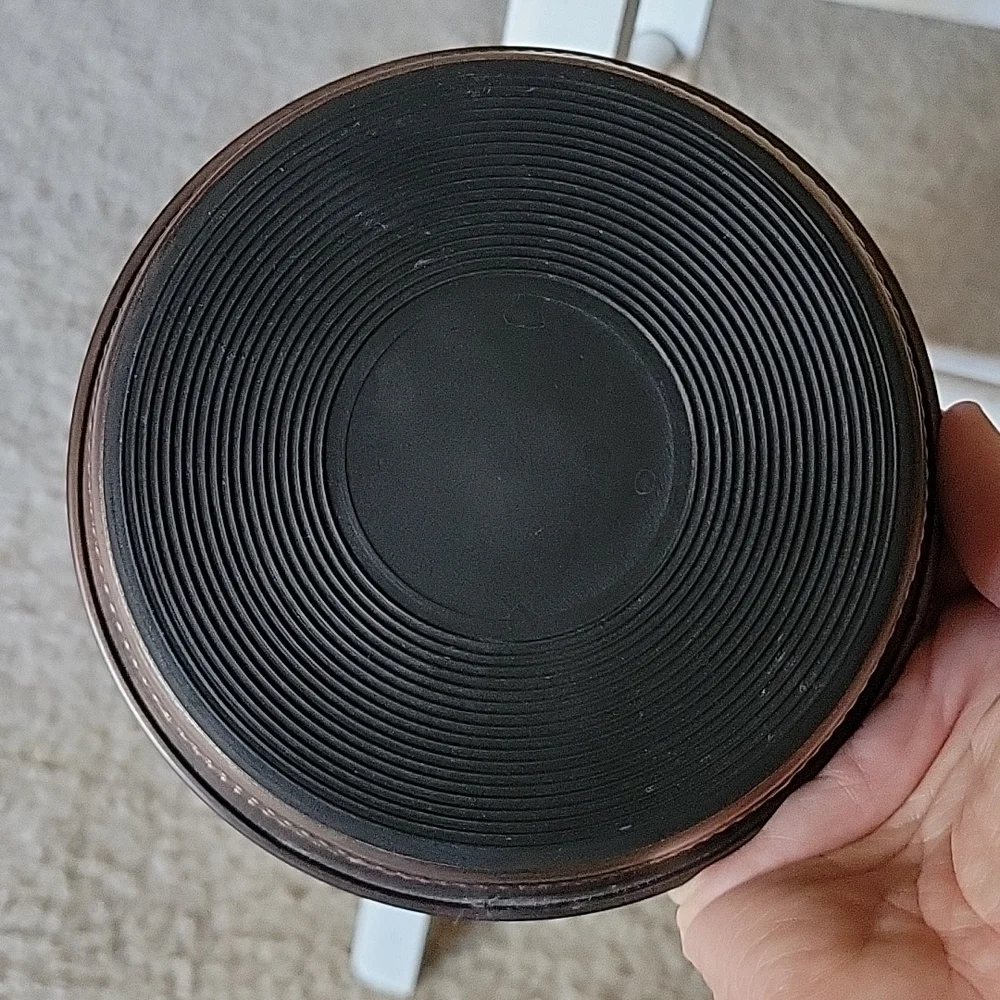 Food/water bowl